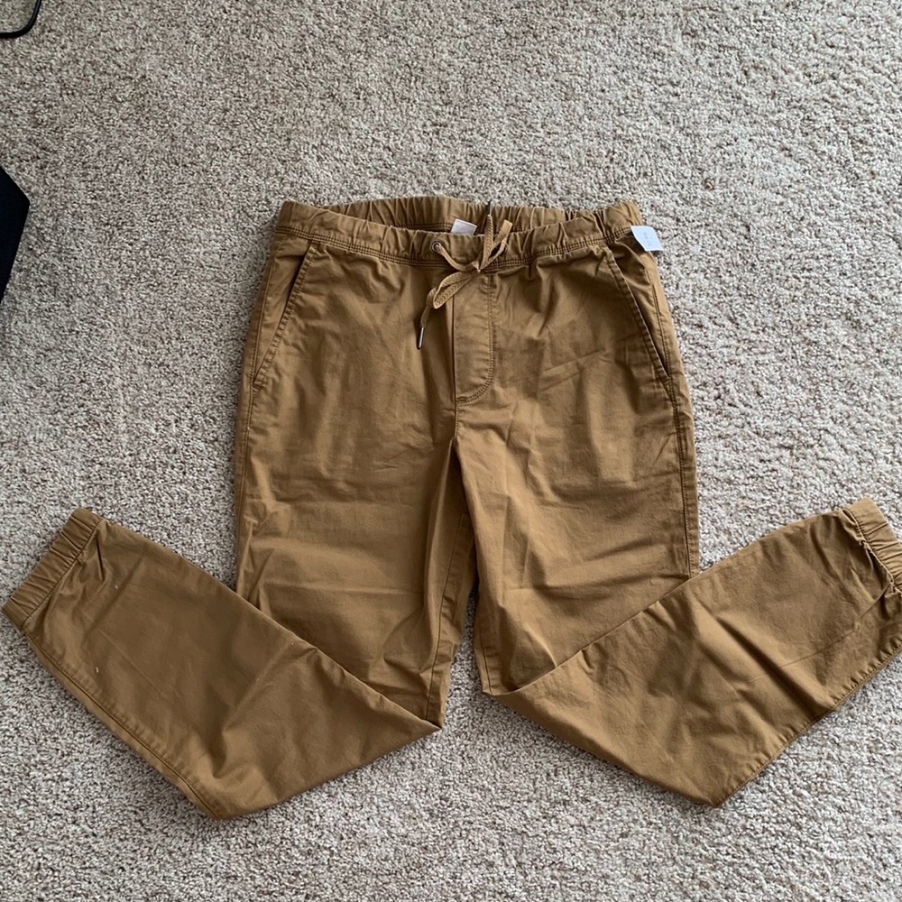 Men’s Gap Khaki Joggers - Size Small
